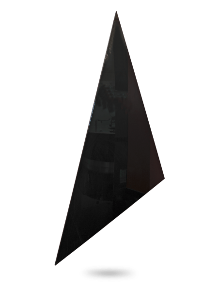 triangle-noir-C-2400x1800-450x600